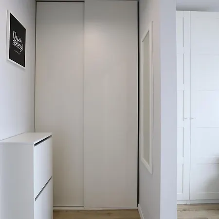 Pure Elegance Apartament * גדינייה
